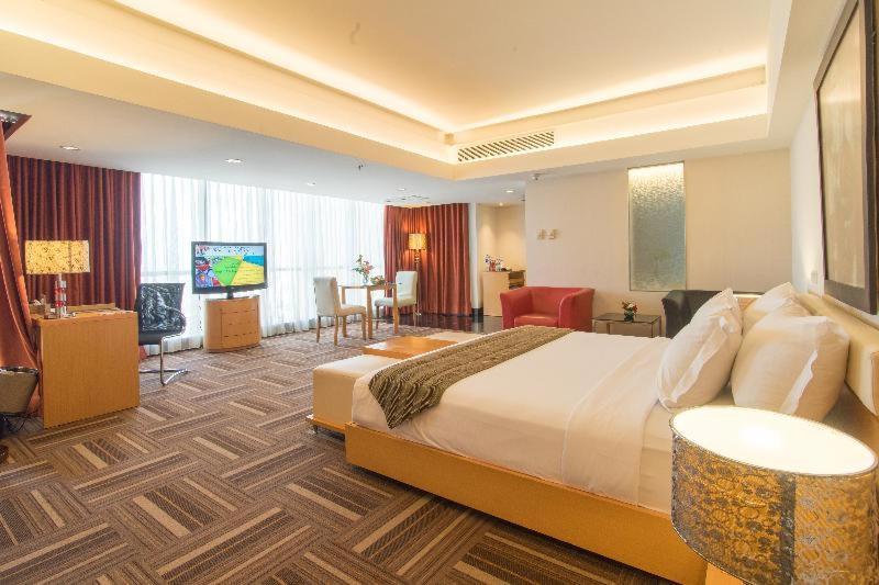 Merlynn Park 5* Jakarta