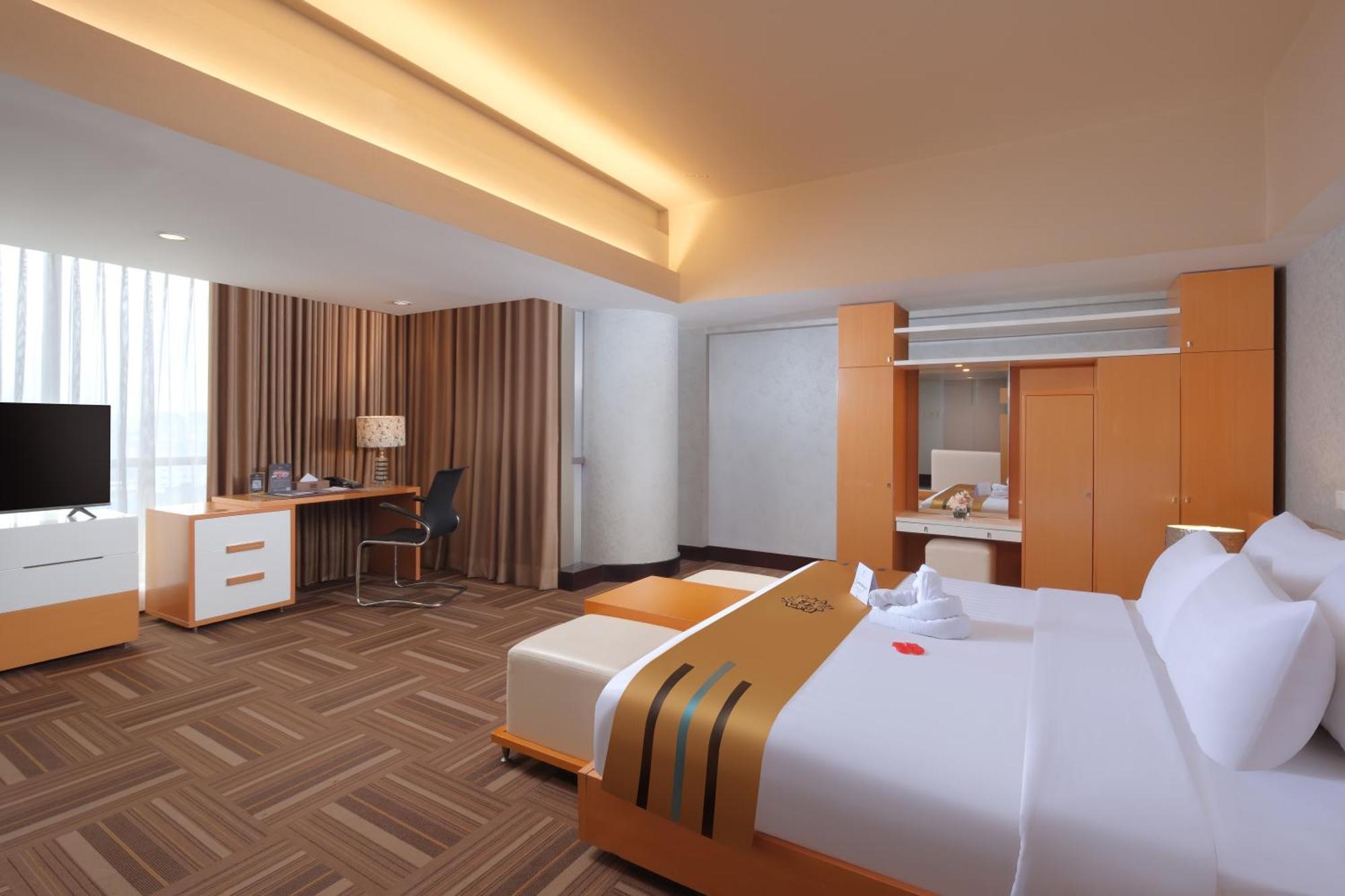 Merlynn Park Jakarta
